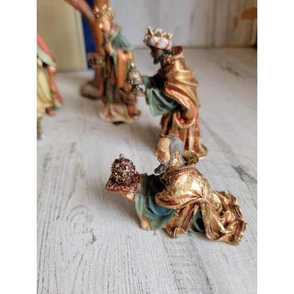 Dept 56 holy night nativity scene Xmas figure collectible decor set - Picture 9 of 14
